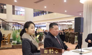 Ông Kim Jong Un cùng con gái dự lễ khai trương loạt khách sạn, nhấn mạnh tiến triển kinh tế