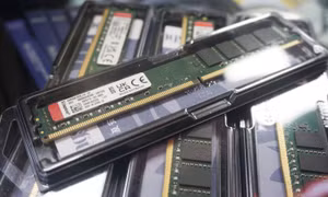 Cơn sốt chip nhớ giúp thương nhân Trung Quốc kiếm hàng triệu USD