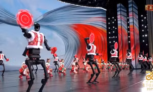 Robot hình người biết nói và đấm bốc tại Hong Kong