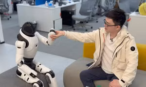 Trung Quốc chiếm 97% lượng robot hình người toàn cầu nửa đầu năm