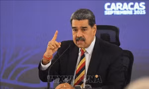 Các khoản nợ hàng trăm tỷ USD: Bài toán rất khó giải của Venezuela