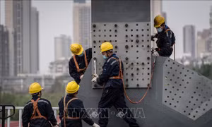 Thượng Hải điều chỉnh chính sách, tăng quyền lợi cho người lao động