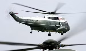 Trực thăng Marine One của Tổng thống Trump lại gặp sự cố liên lạc khi cất cánh