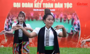 Sắc màu văn hoá thắp sáng Ngày hội Đại đoàn kết các dân tộc