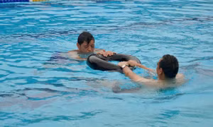 Hà Nội: Gần 2.000 người dự phát động toàn dân tập bơi, phòng, chống đuối nước