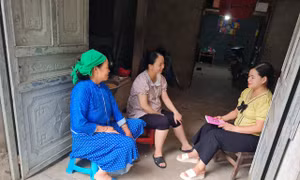 Nỗ lực vận động chị em dân tộc thiểu số chăm sóc sức khỏe thai kỳ 