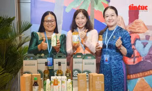 Từ vị mặn quê hương đến ‘Nông nghiệp hạnh phúc’