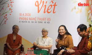 Mỗi nữ nhà văn là một 'cuốn sách sống' giữa đời thường