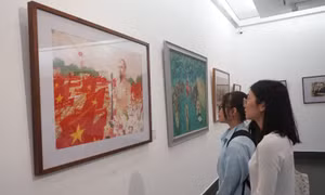 Chủ tịch Hồ Chí Minh 'sống mãi' trong trái tim những người nghệ sĩ