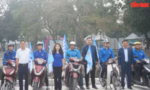 Tuổi trẻ Thủ đô xung kích giữ gìn trật tự an toàn giao thông