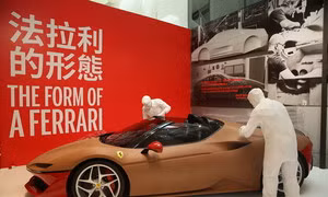 Triển lãm hơn 100 xe ô tô nhãn hiệu Ferrari nổi tiếng thế giới tại Macau