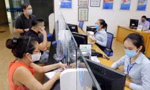Cần xử lý nghiêm tình trạng ép mua bảo hiểm