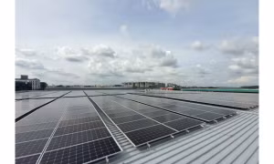 Sử dụng giải pháp năng lượng mặt trời của LYS, Extra Space Asia đã thành công trong tự lưu trữ điện