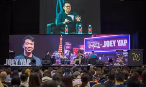 Hơn 2.000 người tham gia học thày tử vi Joey Yap về cách làm giàu từ ngày sinh