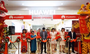 Huawei khai trương cửa hàng trải nghiệm đầu tiên tại Việt Nam 