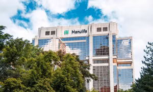 Manulife được vinh danh là công ty bảo hiểm nhân thọ có năng lực phát triển và triển khai AI