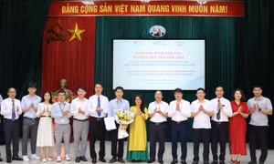 Thu hẹp khoảng cách về kiến thức và kỹ năng nghề cho sinh viên Việt Nam