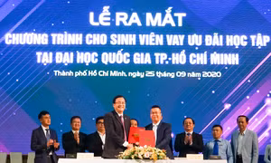 Đa dạng nguồn lực để hỗ trợ sinh viên vay ưu đãi học tập