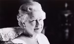 Lãnh đạo Việt Nam gửi điện chia buồn sau khi Nữ hoàng Anh Elizabeth II băng hà
