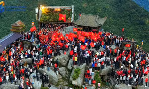 Trên 4.000 người tham gia chương trình 'Rạng rỡ Việt Nam'