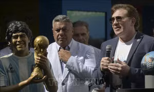 WORLD CUP 2022: Tưởng nhớ huyền thoại Maradona