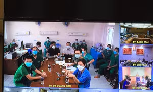 Tập trung cứu chữa bệnh nhân COVID-19 nặng với nhiều bệnh lý nền đi kèm