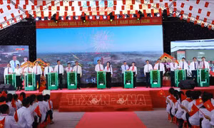 Khai giảng năm học 2026 - 2027: Mở rộng cơ hội học tập cho học sinh vùng khó