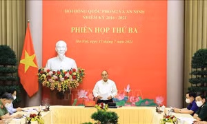 Chủ tịch nước chủ trì Phiên họp thứ ba Hội đồng Quốc phòng và An ninh nhiệm kỳ 2016 - 2021