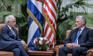 Chủ tịch Cuba Miguel Diaz-Canel tiếp Chủ tịch Ủy ban Đối ngoại Thượng viện Mỹ