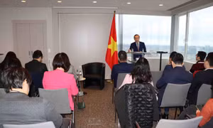 Lưu học sinh Việt Nam tại Bỉ mong muốn đóng góp cho sự nghiệp phát triển đất nước