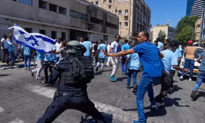 Israel tạm đóng cửa các nhà thờ của người Eritrea sau bạo loạn