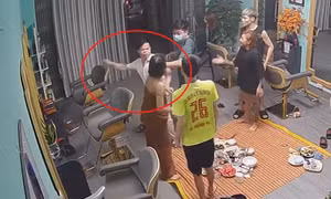 Cách chức, cho ra khỏi ngành phó công an phường hành hung phụ nữ 