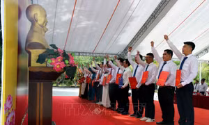 Chú trọng công tác tạo nguồn trong phát triển đảng