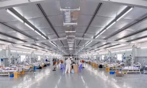 Bệnh nhân đầu tiên tại Bệnh viện Dã chiến số 13 được ra viện
