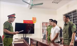 Bắt tạm giam đối tượng lừa đảo chiếm đoạt tài sản