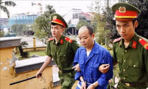 Phạt tù chung thân kẻ giết người, phi tang thi thể nạn nhân xuống sông 