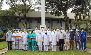 Đoàn y, bác sỹ TP Hồ Chí Minh lên đường hỗ trợ các địa phương chống dịch