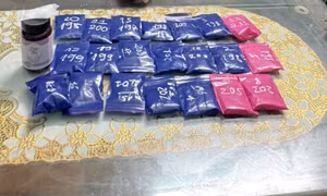 Bắt hai đối tượng, thu giữ hơn 5.700 viên ma túy tổng hợp