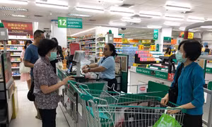 Chính phủ Thái Lan trực tiếp bán khẩu trang cho người dân 