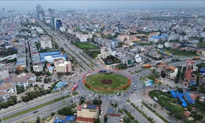 Nền tảng của thành phố Anh hùng