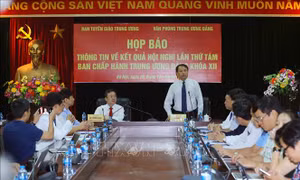Sẽ tiến hành lấy phiếu tín nhiệm giữa nhiệm kỳ khóa XII