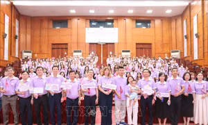 Bảo đảm mọi trẻ sinh non đều được chăm sóc sức khỏe tốt