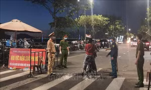 Đà Nẵng khẩn trương phong tỏa 4 phường của quận Sơn Trà