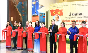 Trưng bày chuyên đề 'Thân thế và sự nghiệp Chủ tịch Tôn Đức Thắng'