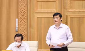 Thủ tướng yêu cầu lãnh đạo Bộ Y tế trực tiếp thông tin cập nhật về phòng, chống COVID-19 trên phương tiện truyền thông