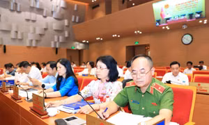 Quận Hoàng Mai và huyện Gia Lâm được sử dụng 2.100 tỷ đồng cho xây dựng cơ bản