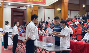 Đấu giá đất tại Hà Nội vẫn tiếp tục 'nóng' với mức tăng hàng chục lần