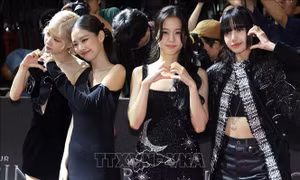 BLACKPINK lập thành tích mới về lượt người xem trên YouTube