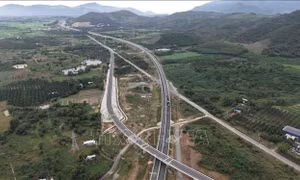 Cảnh báo các nguy cơ gây mất an toàn trên tuyến cao tốc Vân Phong - Nha Trang
