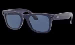 Ra mắt kính râm 'Ray-Ban Stories' có thể chụp ảnh, quay video 
